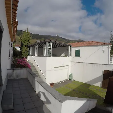 Urzelina Guesthouse