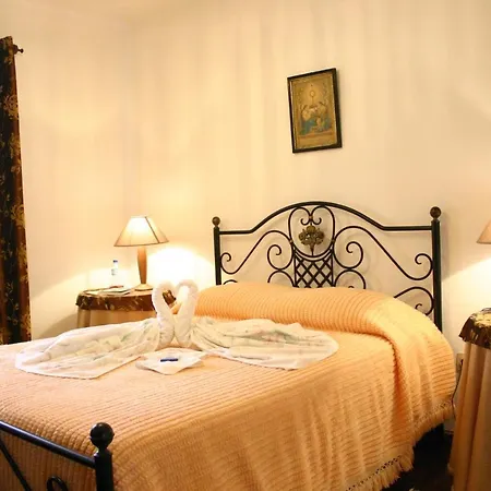 ベッド・アンド・ブレックファスト Urzelina Guesthouse Urzelina