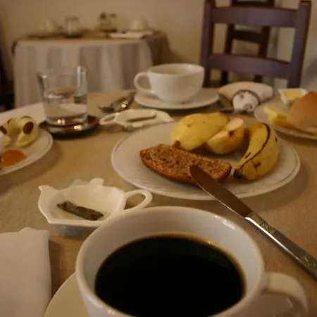 Urzelina Guesthouse ベッド・アンド・ブレックファスト *