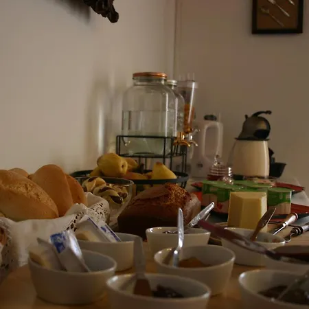 Urzelina Guesthouse